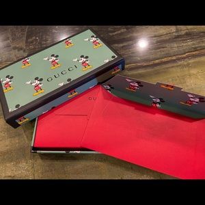 SOLD ON EBAY Gucci Disney Limited Edition Novelty Envelopes